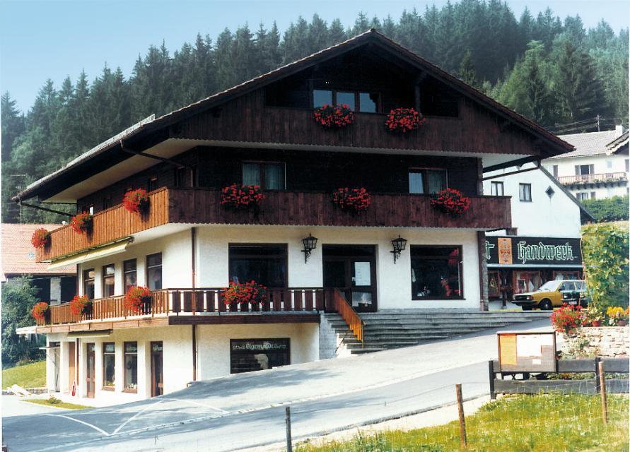 Unsere beiden Dachappartements sind im bayerischen Stil eingerichtet.