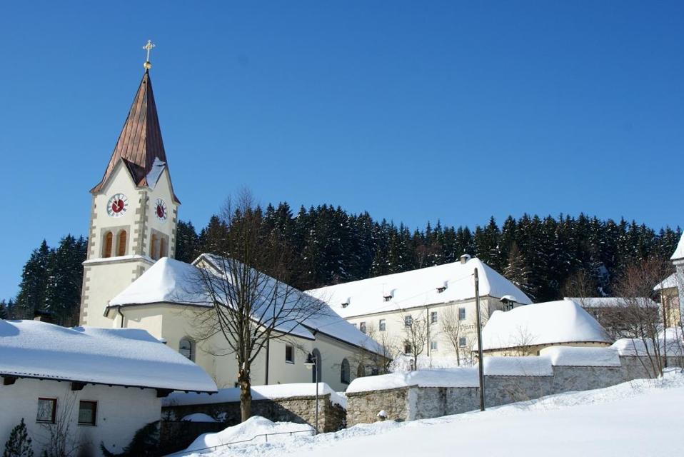Seniorengottesdienst in der Pfarrkirche Sankt Englmar. Anschl. gemütliches Beisammensein im WaldWipfelWeg.