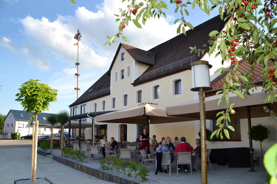 Gaststätte und Schlachtschüssel in Altenthann bei Schwarzenbruck.