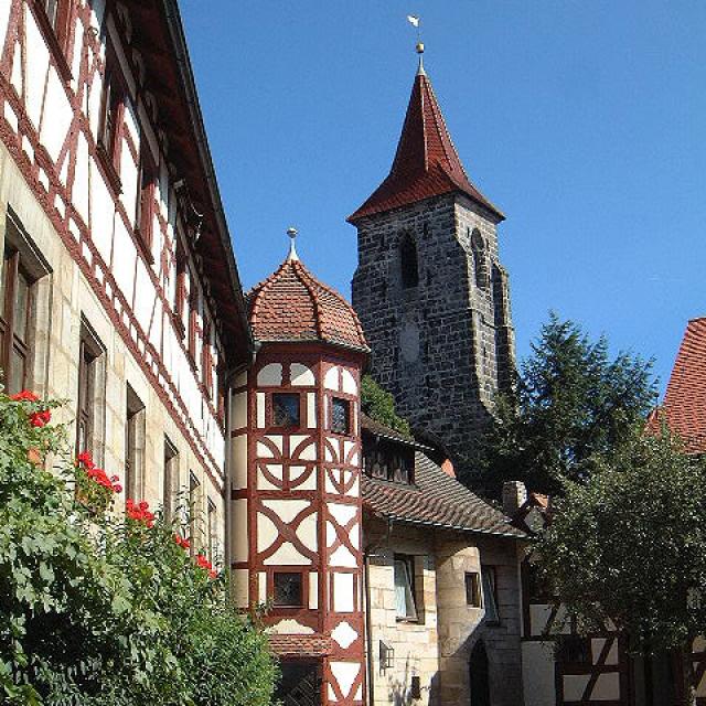Das ehemalige Glockengießerspital beherbergt heute das Stadtarchiv Lauf.