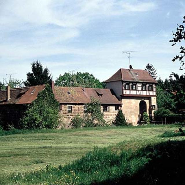 Ursprünglich war das Anwesen im Besitz der Herren von Malmsbach.