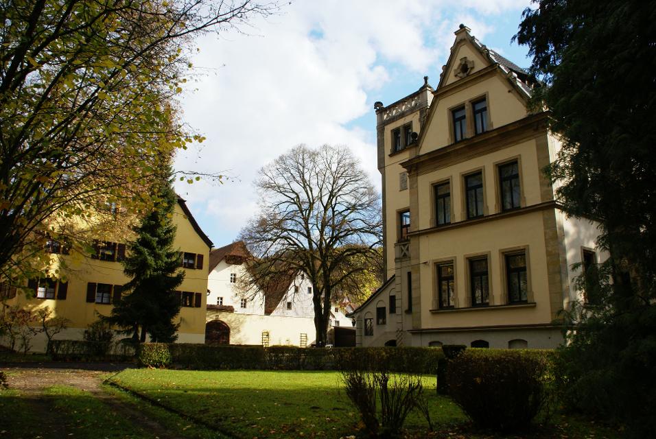 Kirche & Schloss in Vorra