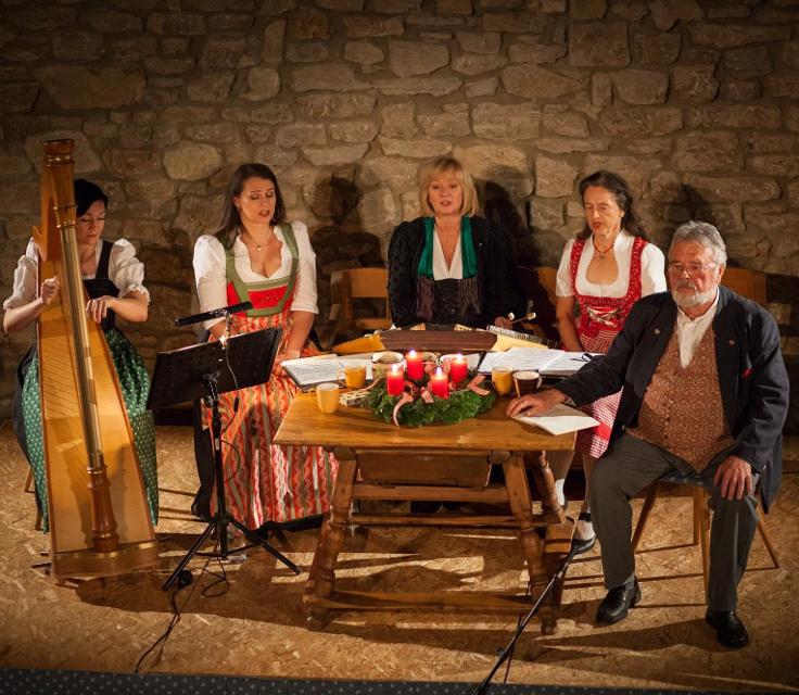 Weihnachtsklassiker in bayerischer Mundart nach Ludwig Thoma mit Wolfgang Riedelbauch – musikalisch umrahmt