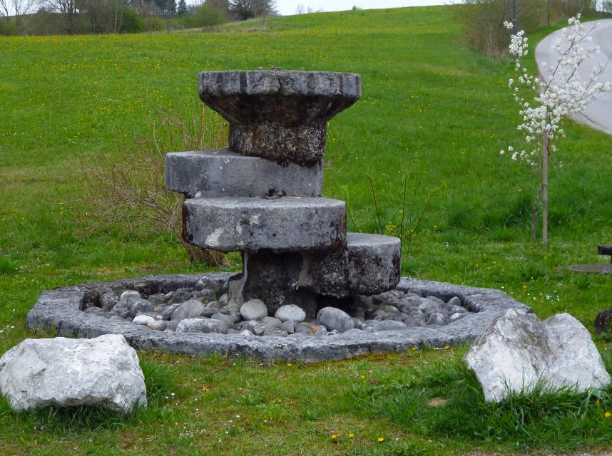 Tuffsteinbrunnen