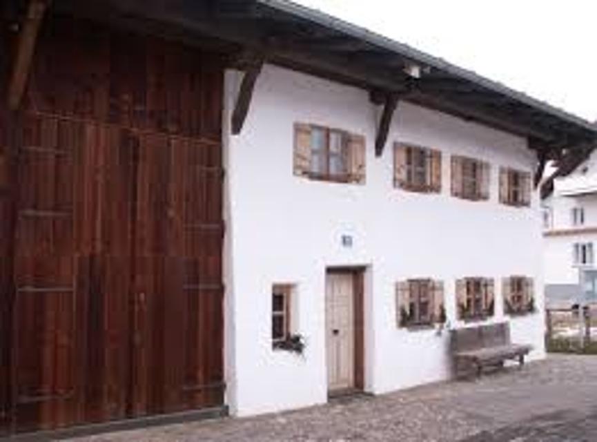 Das Flößermuseum ist ein kultur- und heimatgeschichtliches Museum in der Gemeinde Lechbruck am See im Landkreis Ostallgäu. Es gehört dem Museenverbund Auerbergland an. Lechbruck am See ist als Flößerdorf bekannt.