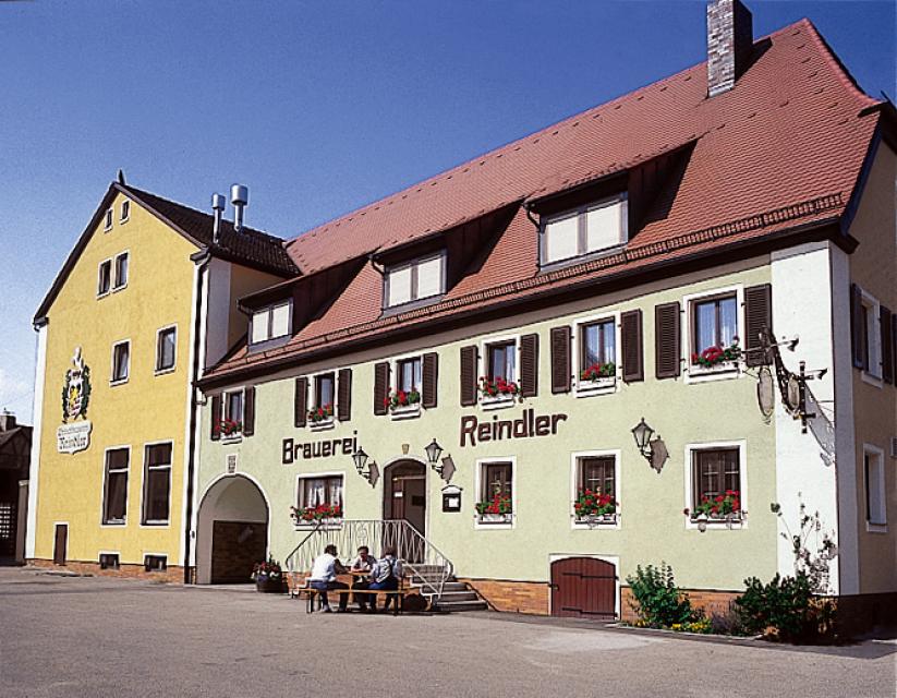 Brauerei seit 1663 mit Gasthof