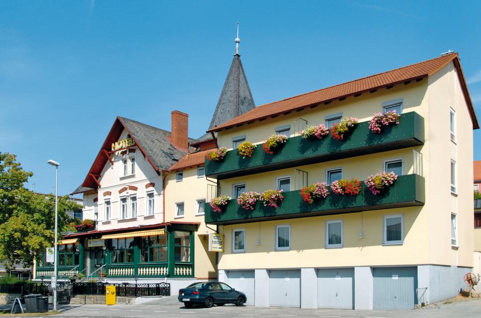 Hotel mit 42 Zimmern gegenüber dem Hofgarten in Ansbach.