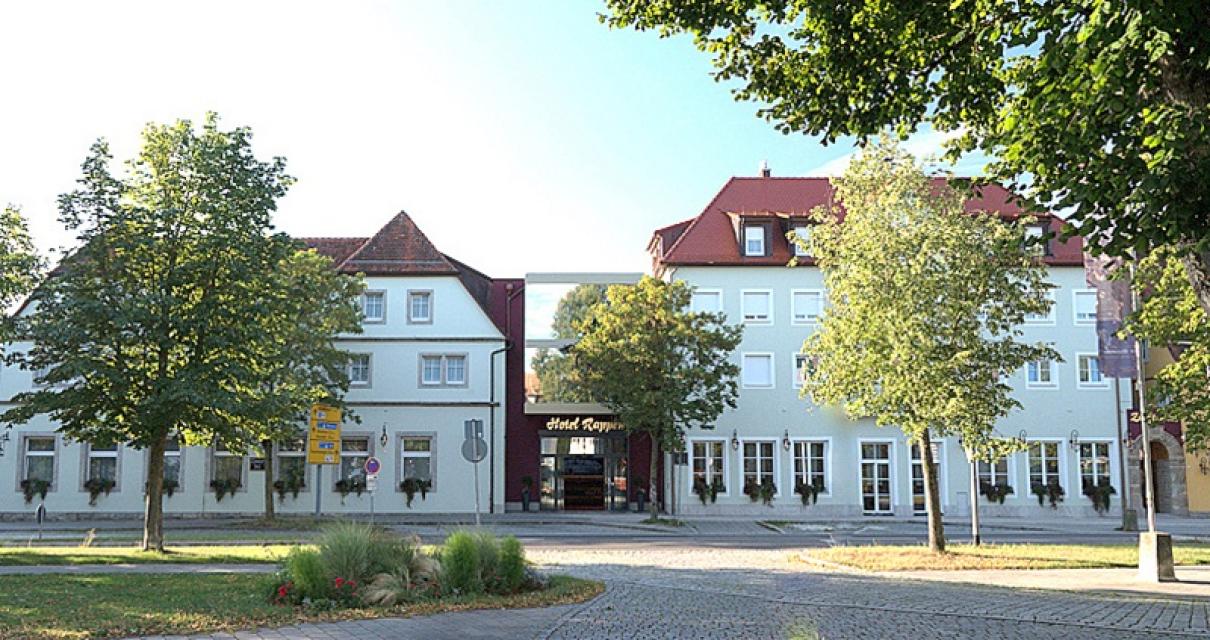 Hotel mit 150 individuell gestalteten Zimmern in Rothenburg o.d.T., teilweise klimatisiert.