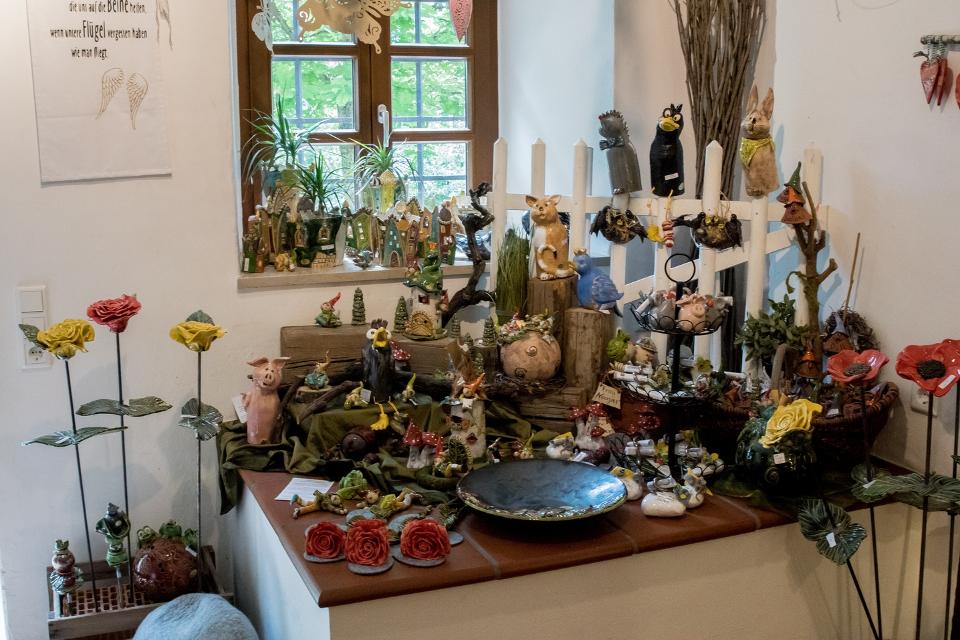Seit über 40 Jahren bietet die Kleine Galerie Freizeit- und Hobbykünstlern in den Räumen am Forstamtsgarten die Möglichkeit ihre Werke zu präsentieren.