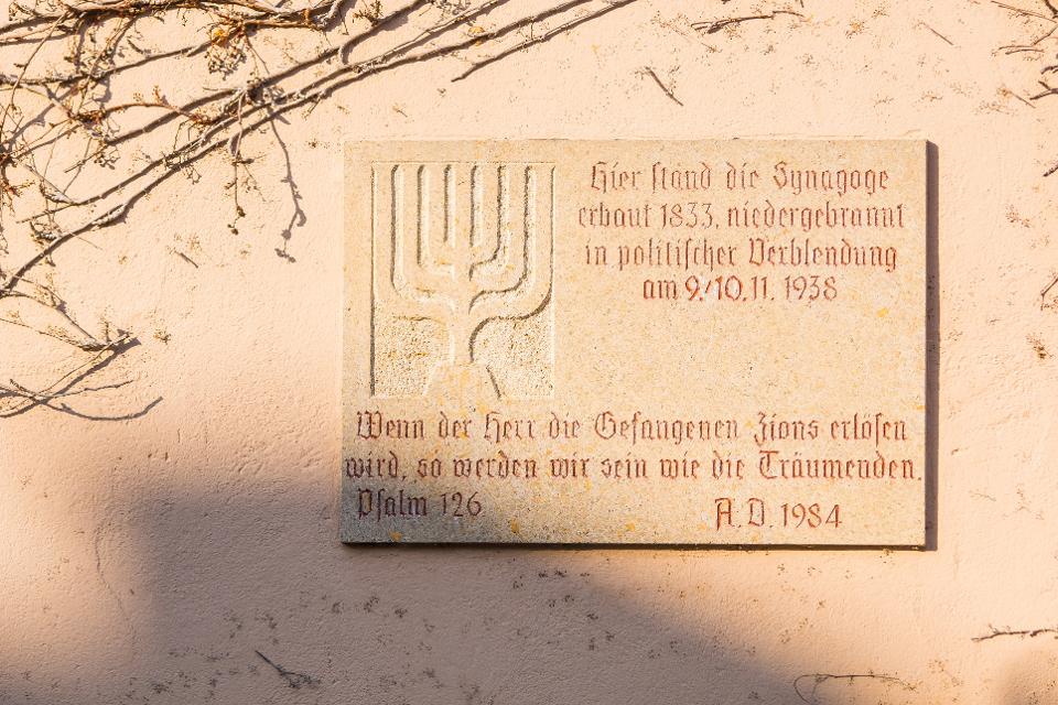 Gedenktafel für die Synagoge in Feuchtwangen