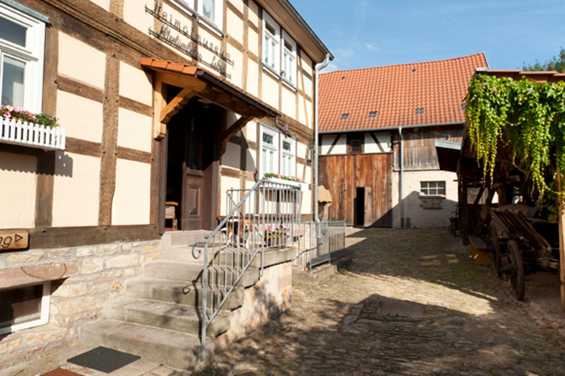 1997 hat der Heimat- und Geschichtsverein Bad Soden-Salmünster e.V. 1978 die ehemalige Hofreite inmitten der Altstadt Salmünster zu einem Heimatmuseum hergerichtet.
                 title=