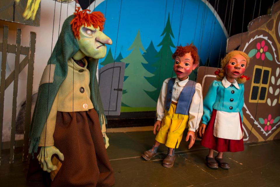Das Marionettentheater “Die Holzköppe” besteht seit fast 100 Jahren als Puppenspiel-Ensemble und spielt regelmäßig im Spessart