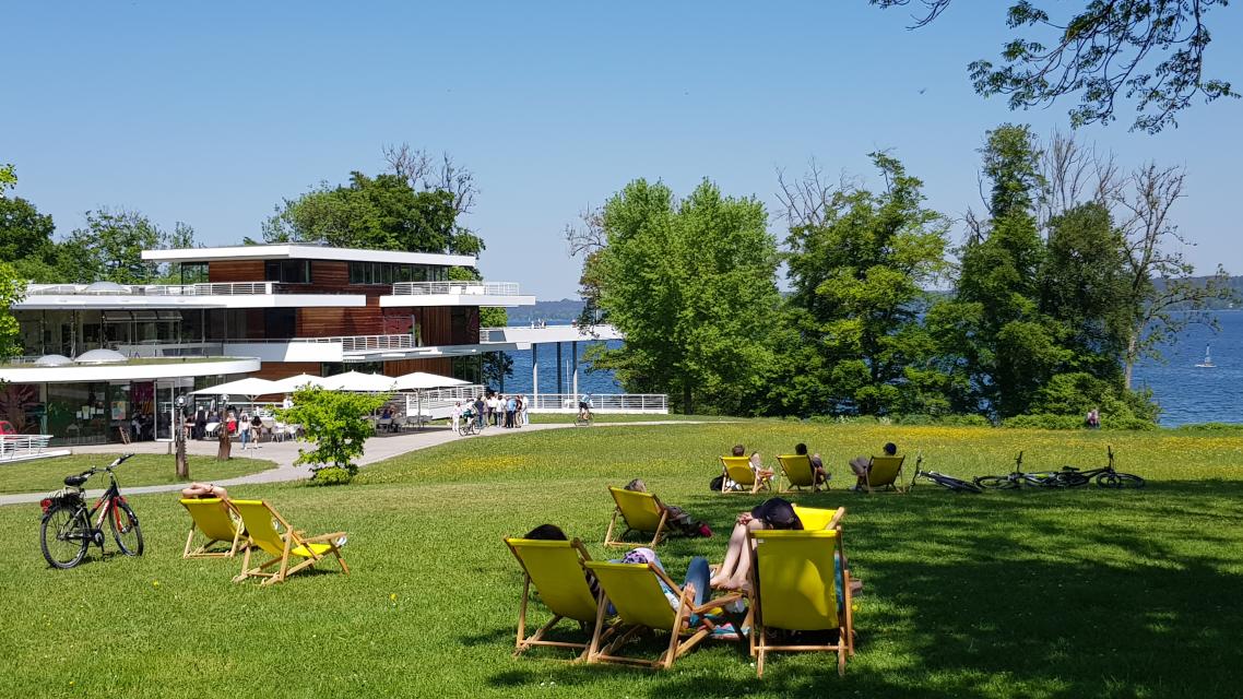 Das Buchheim Museum direkt am Starnberger See in Bernried ist vor allem bekannt für seine Expressionisten-Sammlung. Aber das Museum der Phantasie von Lothar-Günther Buchheim vereint vier Sammlungen unter einem Dach.