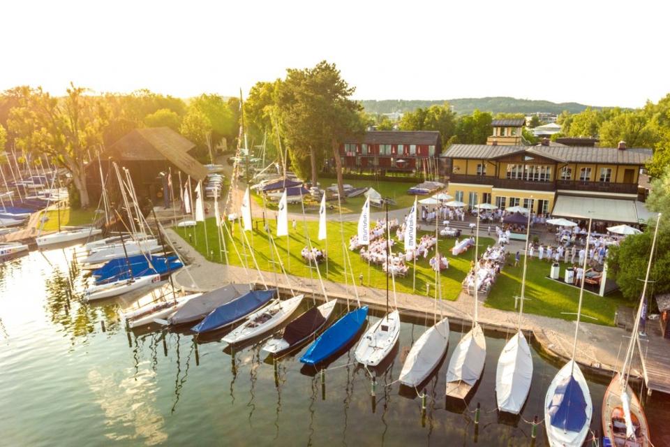 Der Bayerische Yacht-Club am Starnberger See