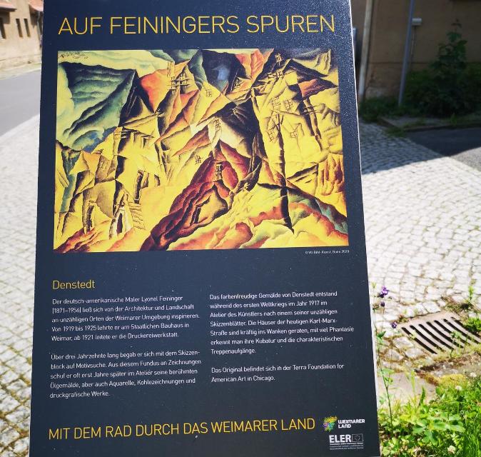 Besuchern, die sich intensiv mit der Motivwelt Feiningers beschäftigen wollen, ist eine individuelle Tour fernab des beschriebenen Feininger-Radweges zu empfehlen. In 23 ausgewählten Ortschaften, deren Bauwerke ihn zum Zeichnen angeregt haben, ste...